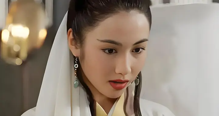 黎姿谈李连杰：那段洗澡的戏，李连杰闭眼不敢看我