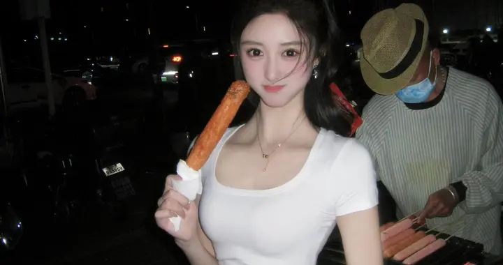 北电校花杨新锐身材太棒了，清纯动人心弦