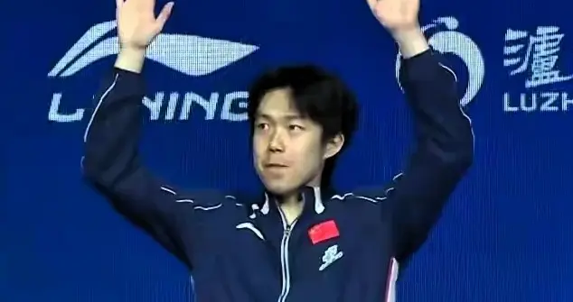 赢了！王楚钦跪地大哭王皓一把搂住说了四个字松岛辉空用毛巾捂脸