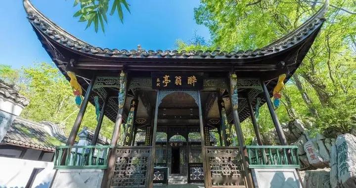 GDP十年翻4倍，这座“亭城”正在惊艳整个长三角