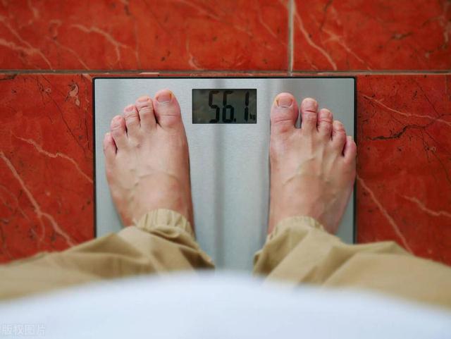 减肥三大征兆，说明你真的瘦了