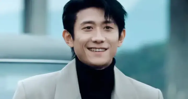 翻拍老剧一定要谨慎，想超越非常难，但毁经典却是分分钟的事儿