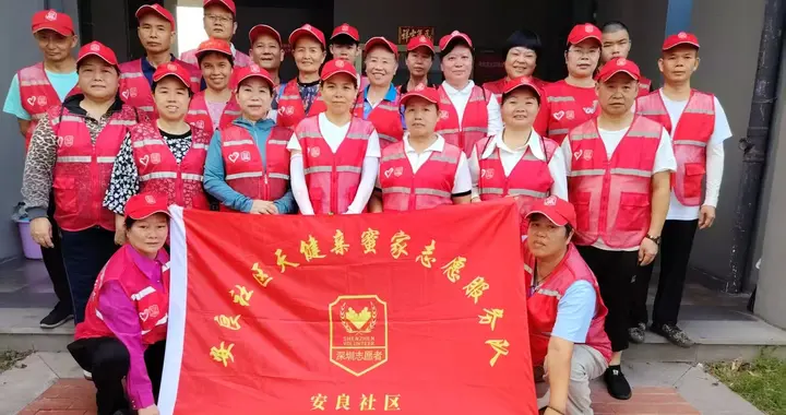 志愿红守护碧水 常态化护河在行动
