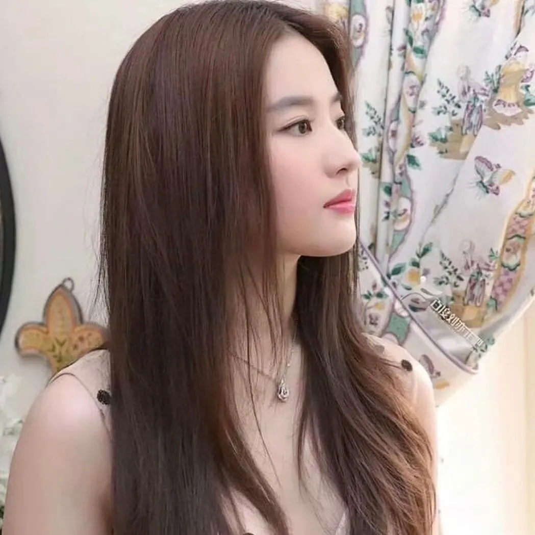 𝑾𝒆𝑪𝒉𝒂𝒕头像分享｜刘亦菲头像套组｜美女头像