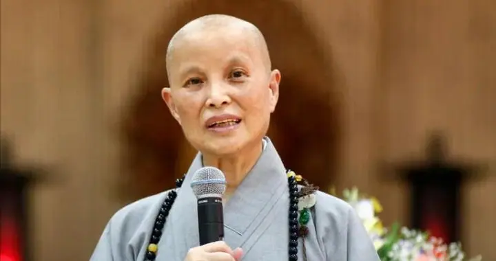 天大的讽刺！直到释永信被公诉后，才知道她有多让人敬佩！