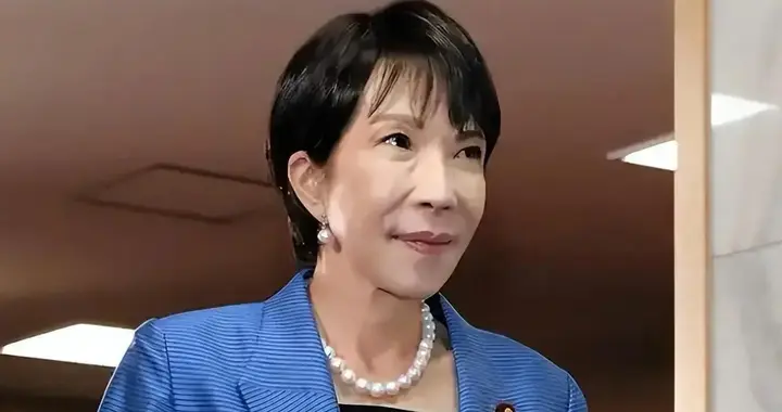 撑不住了？高市最新表态，希望中方给一个面子，如今中日只剩表演