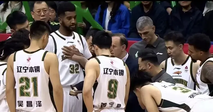 97-93，辽宁男篮顶住压力擒青岛！不是小继伟，乌戈重点表扬一人