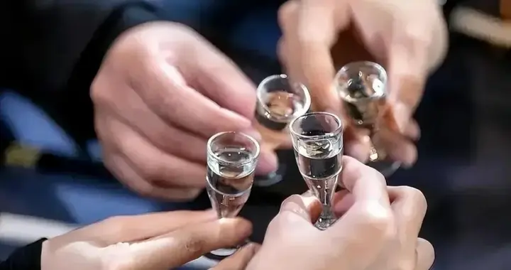 唐玄宗醉酒误杀大臣，从此戒酒40年，给现代人上了一课