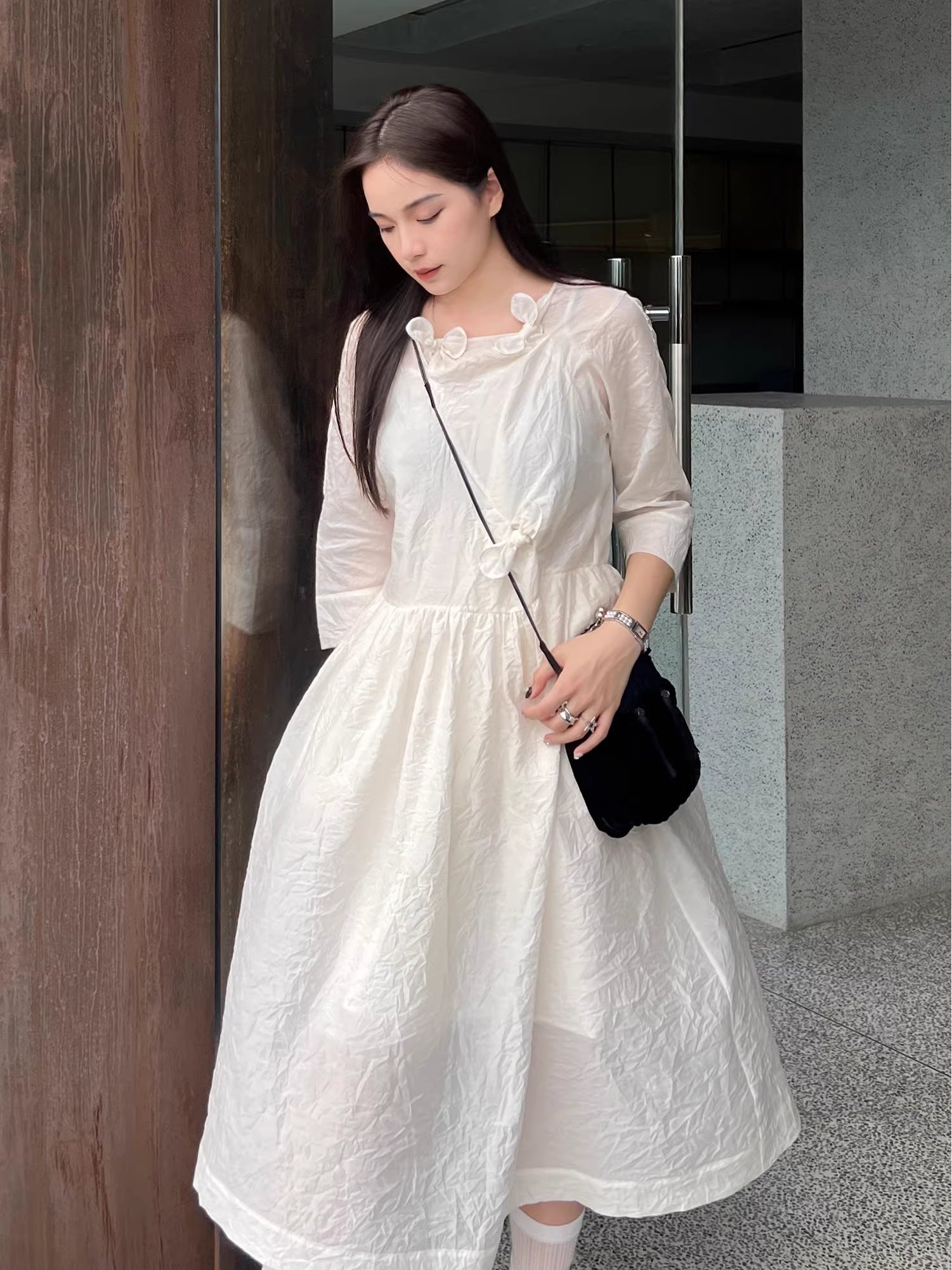 棉绡压绉绑结白色连衣裙女蝴蝶结夏季新款