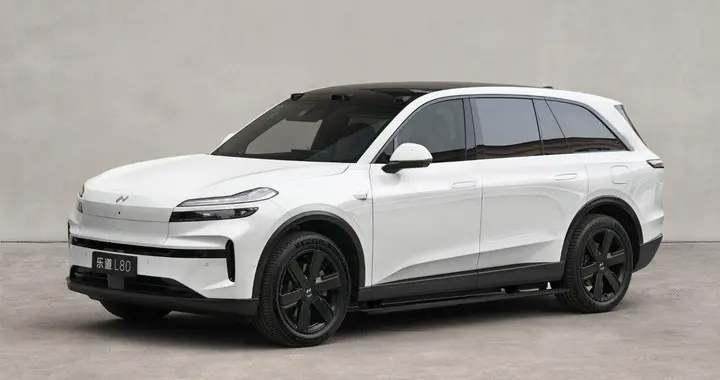 25万级纯电大五座｜乐道L80：换电+900V+615km，家用真香