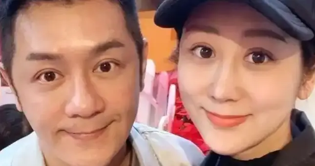 夫妻本是同林鸟！蒋丽莎不再顾及体面，狠狠撕开陈浩民“遮羞布”
