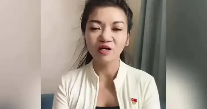 唇腭裂女孩晒旧照：我不是演的！是嫣然基金把我从"怪物"变回人