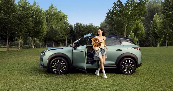 不追求噱头配置，领克06 Relive如何应对冬季高频用车需求