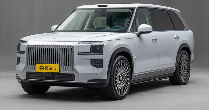 5.2米全尺寸SUV，2.0T插混+6座+空悬，46.59万起，极氪9X怎么选？