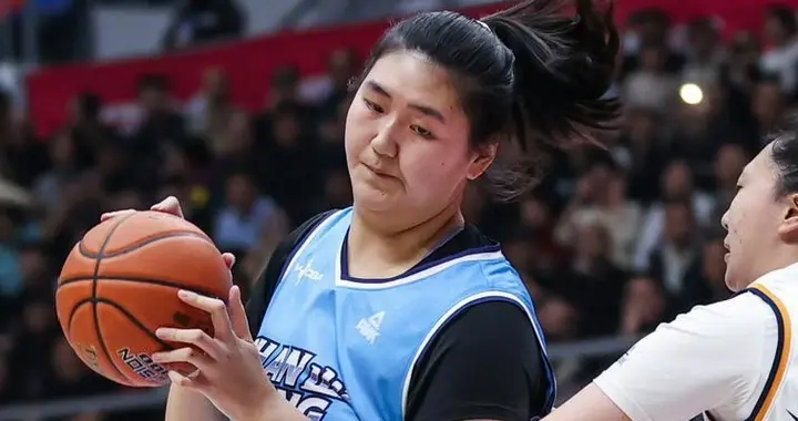 今晚客场对阵江苏女篮，张子宇是能否赢下比赛的关键因素