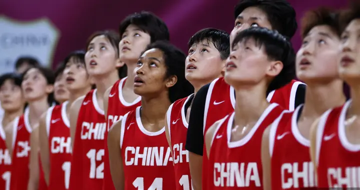中国U18女篮92:36胜新西兰，全场诞生5个不可思议！姚子萱就是MVP