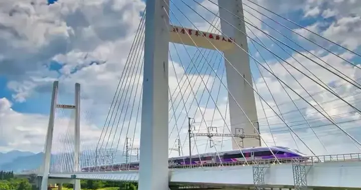 浙江5年砸3850亿建轨道！1小时通遍全省，你的生活变了吗？