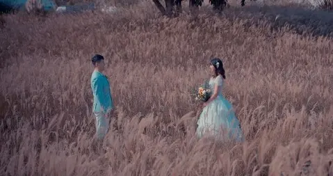 女人最上瘾的，从来不是拥抱接吻，是男人藏不住的生理性吸引