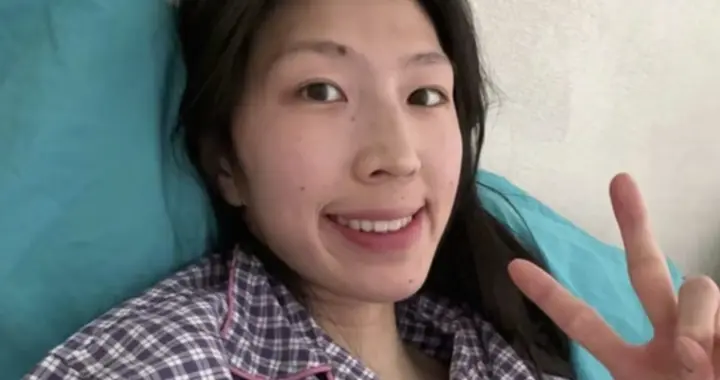 吴梦洁晒手术康复过程！伤疤10㎝左右，坐着传球，张常宁陪练