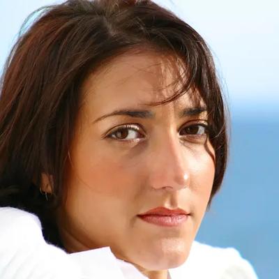 优雅小羊eX：,是美貌重要,还是气