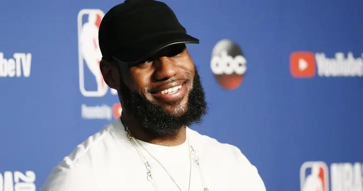 再见东契奇！再见NBA！詹姆斯宣布重磅决定，湖人票价暴涨五倍