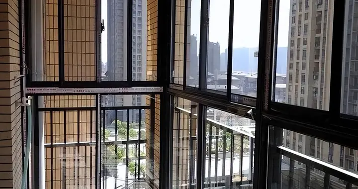 老公要把阳台变茶室，我是坚决不同意，但看到效果我服了！