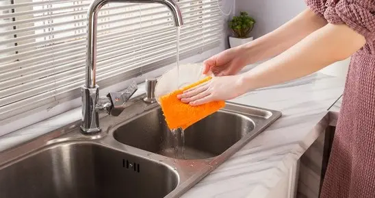 我，婚后遭家暴，儿子结婚后我的命运被改变，儿媳就是我的亲闺女