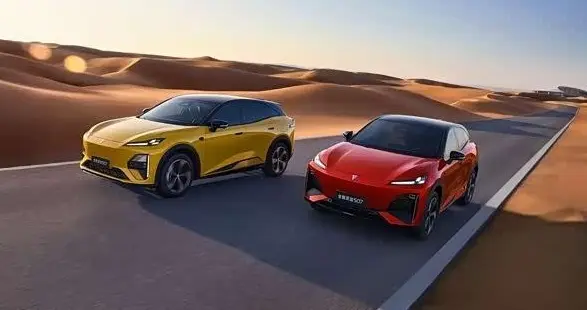 零跑C11和海狮06EV遇强敌！深蓝S07用华为智驾破局，谁更香？