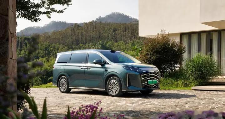 2026款夏天神之眼B + 218KM纯电续航加持，开启家用豪华MPV新时代