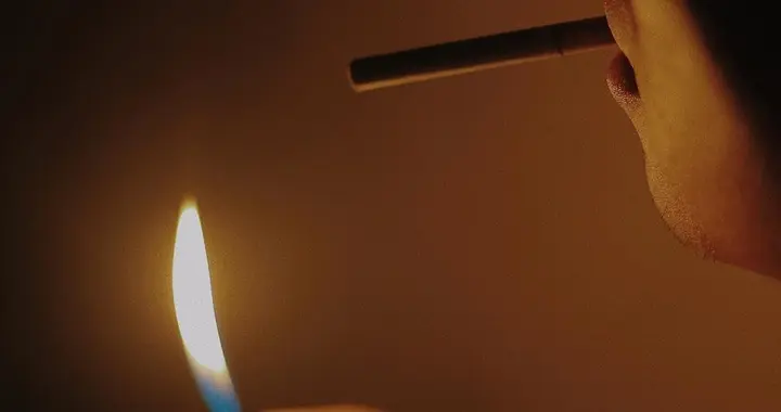 中国男人为什么宁愿死，也不愿说一句“我撑不住了”？