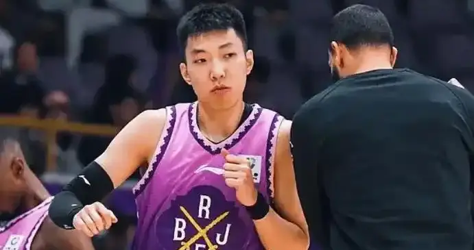 江苏追到1分，北控只有他不慌：廖三宁10次出手 正负值+17全场最高