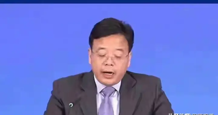 央行反洗钱局 局长履新28天落马！从“抓黑钱”到被调查，讽刺拉满