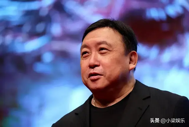 王晶炮轰香港顶流姜涛！背后真相究竟是什么？