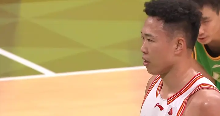 CBA：赵继伟低迷7中1，莫兰德成助攻王，贺希宁32+9碾压取胜
