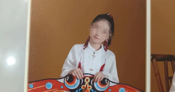 河南女孩小萌从24楼跳下，生前常开类似玩笑，姐姐透露和父母有关