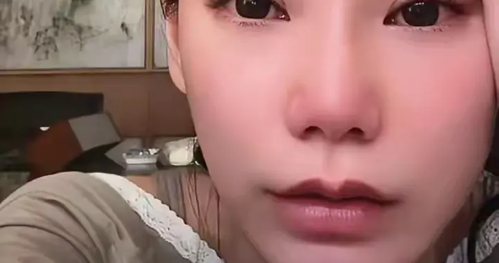 马筱梅产后直播落泪，搬回汪小菲旧别墅，兰姐为何不一起住