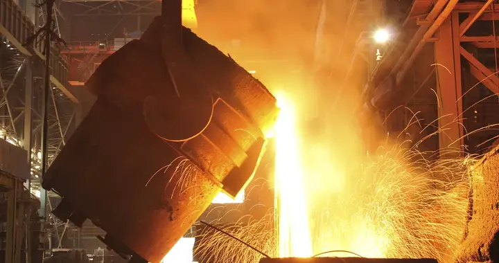 铁矿石价格跌破812元！钢企复工延迟，干散货航运市场运价承压