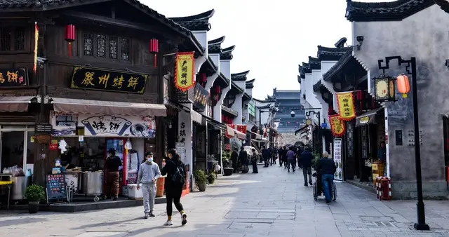 谢灵运：狂傲才子的山水绝唱与命运悲歌