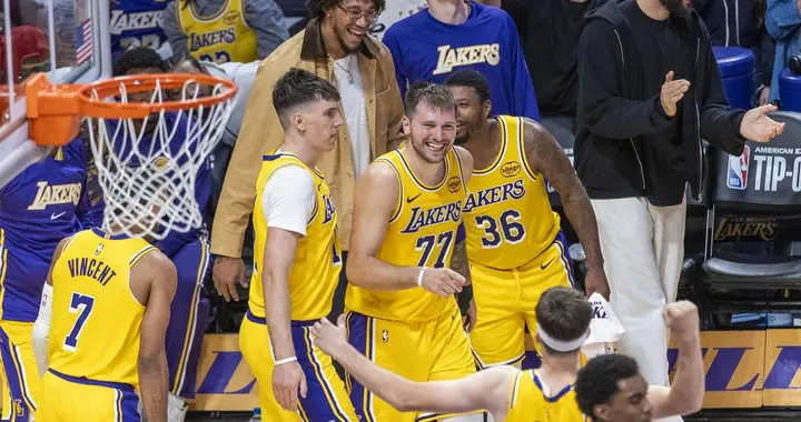 勇士惨败，快船大胜，西部15队排名全变：第1意外，湖人飙升10位