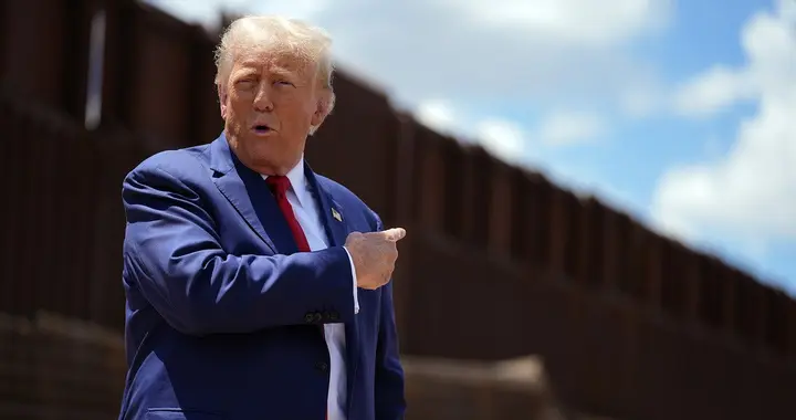 特朗普料定镇住后院，变故发生：中国挖美墙脚，打赢两场“胜仗”