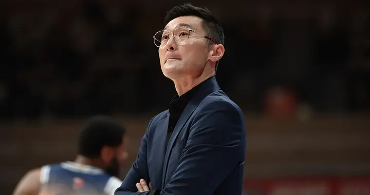CBA主帅下课潮真相：11轮5人丢饭碗，40分钟新规让教练成高危职业
