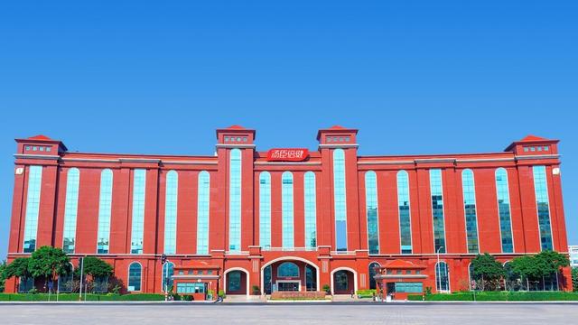 汤臣倍健一季度双线出击：升级基础营养素、发力强功能产品