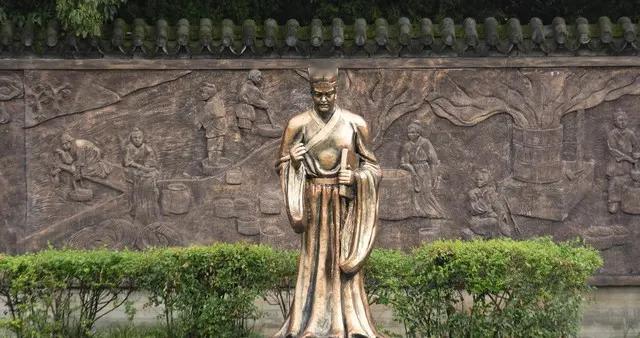 野史揭秘，造纸之父蔡伦竟然是宫廷阴谋家？