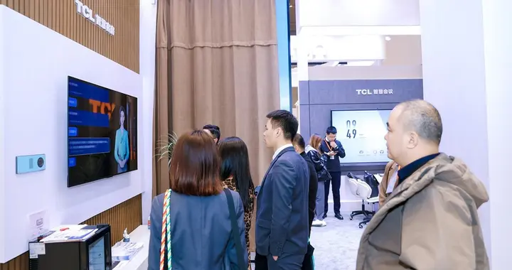 从“功能智能”到“体验情感化”：智慧酒店迈向新阶段