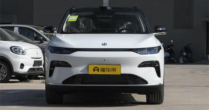 14.98万起，零跑C11为什么值得买？政策香，销量火，产品硬