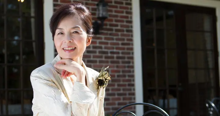 50岁后想护脑、稳情绪、睡好觉？这3个小改变能多9年健康寿命