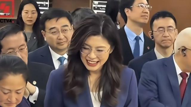 碎片读世界：4月12日郑丽文结束访问返台