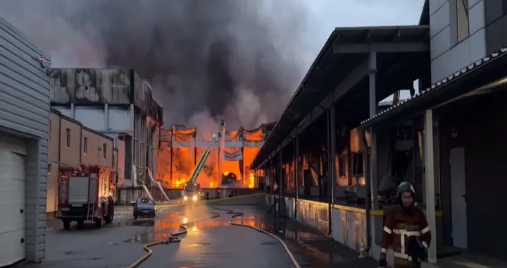 俄美关系破裂后，普京强势宣布成功试射远程核动力巡航导弹