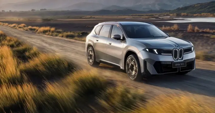 王兴兴点赞的新世代BMW iX3，左手斑马智能，右手Momenta