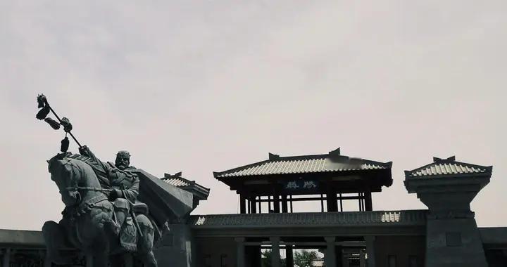 2000多年前的孤勇者：张骞如何用双脚改写世界历史